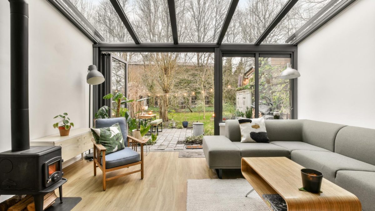 Comment profiter de votre extérieur toute l’année grâce à une véranda ?